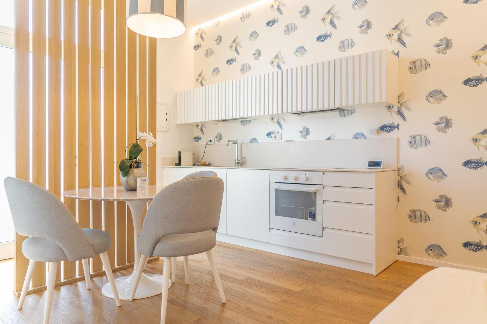 About Italy Holiday Rooms And Apartments بورتوفينيري المظهر الخارجي الصورة
