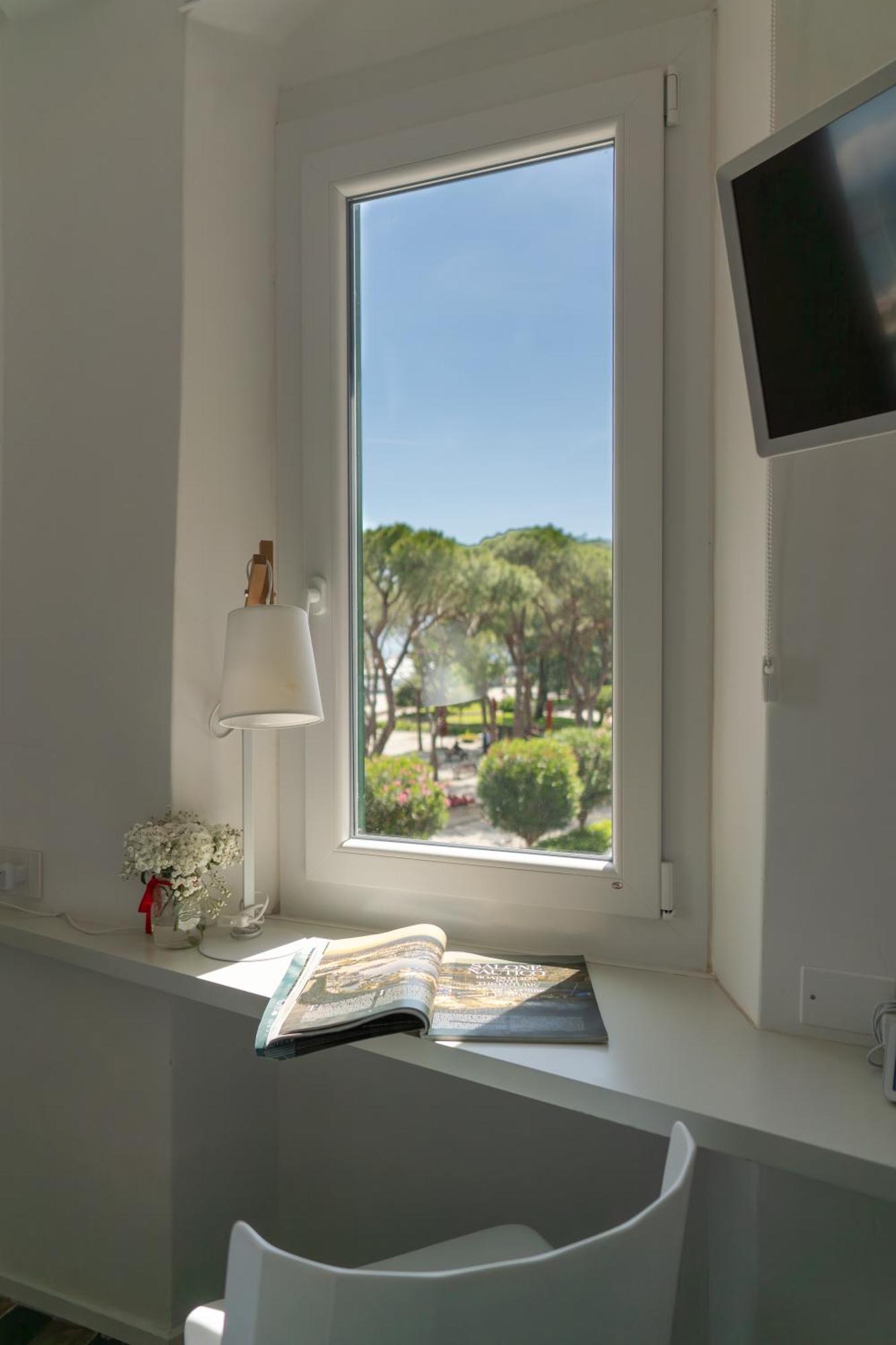 About Italy Holiday Rooms And Apartments بورتوفينيري المظهر الخارجي الصورة