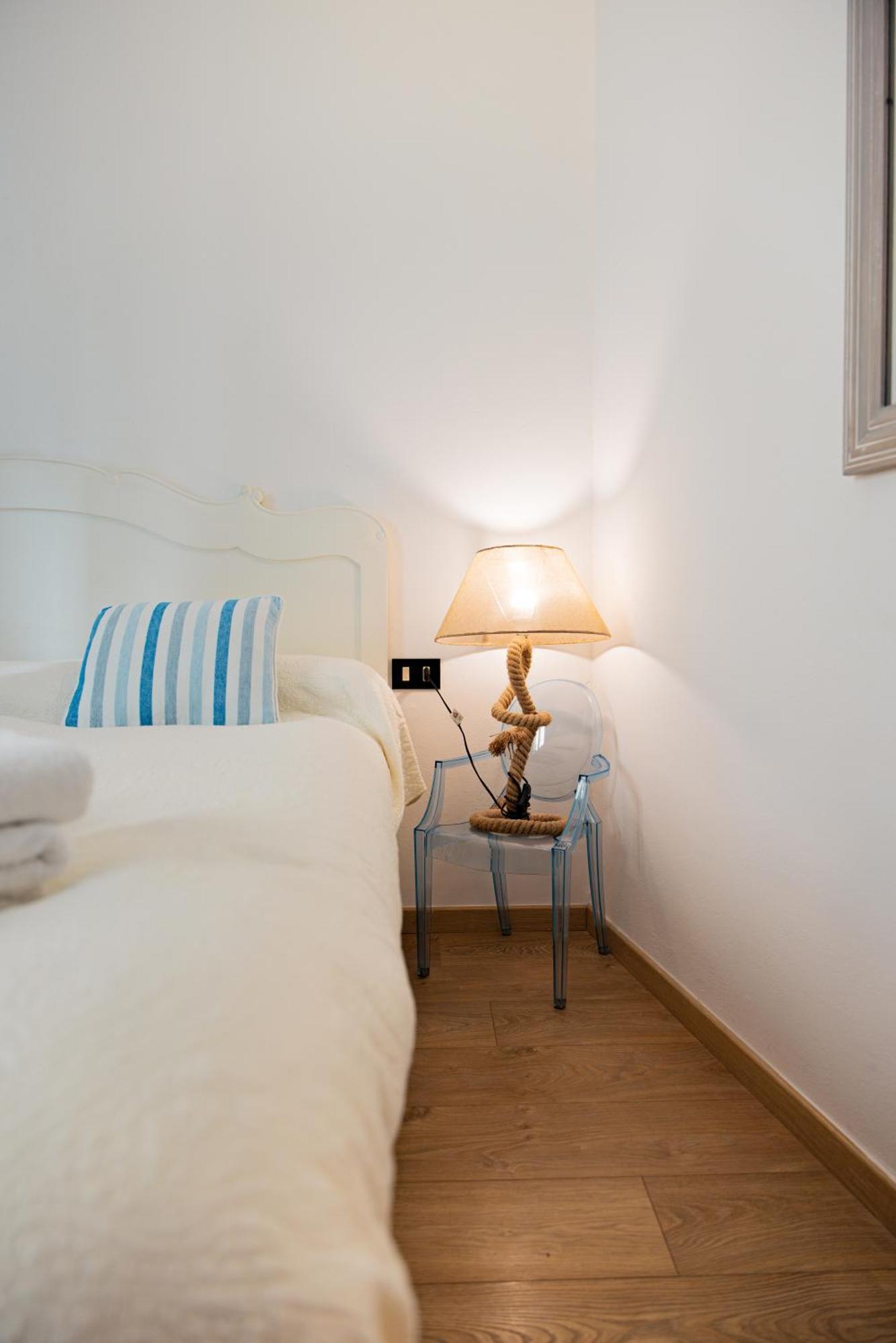 About Italy Holiday Rooms And Apartments بورتوفينيري المظهر الخارجي الصورة